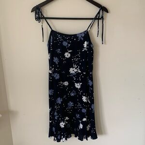 Express Tie Spaghetti Strap Floral Sundress Navy White Ruffle hem SZ S